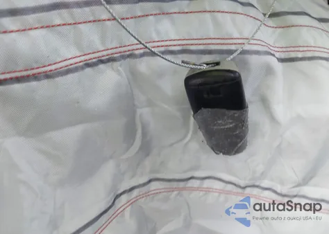 2014 Ford Focus Titanium z USA, uszkodzony, nr VIN 1FADP3N23EL212928